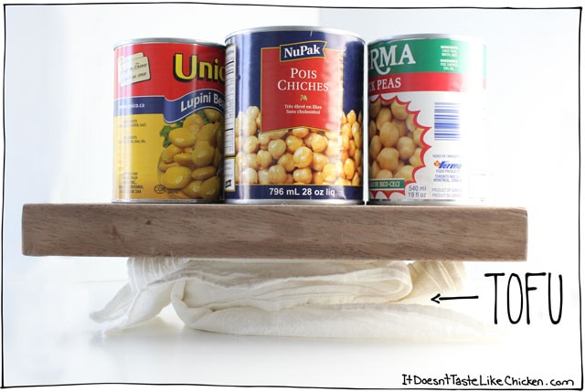 脆皮面包豆腐牛排!湿润和嫩豆腐,巨仙番茄腌料,带脆皮涂料。一个快速而简单的食谱,非常适合与土豆和蔬菜一起服用。无麸质选择。#itdoesnttttaStelikechickenGydF4y2Ba