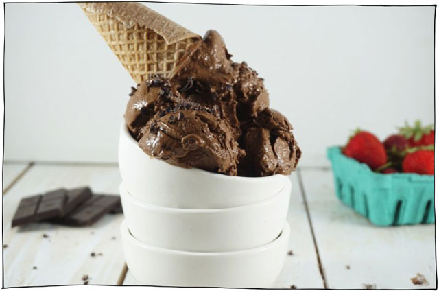 30个超级巧克力素食巧克力食谱。竞彩足球app下载苹果从蛋糕,布朗尼,饼干,冰淇淋,乳脂,绉纱,摩尼斯和芝士蛋糕中的一切。所有乳制品的甜点。#itdoesnttttaStelikechicken