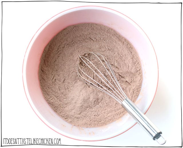 一碗素食巧克力松饼食谱。gydF4y2Ba