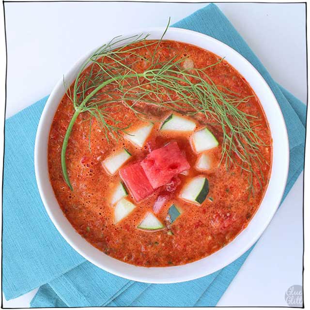 25个素食冷夏季餐(不需要烹饪)。非常适合那些炎热的夏天，当你想花尽可能少的时间在厨房!# itdoesnttastelikechicken